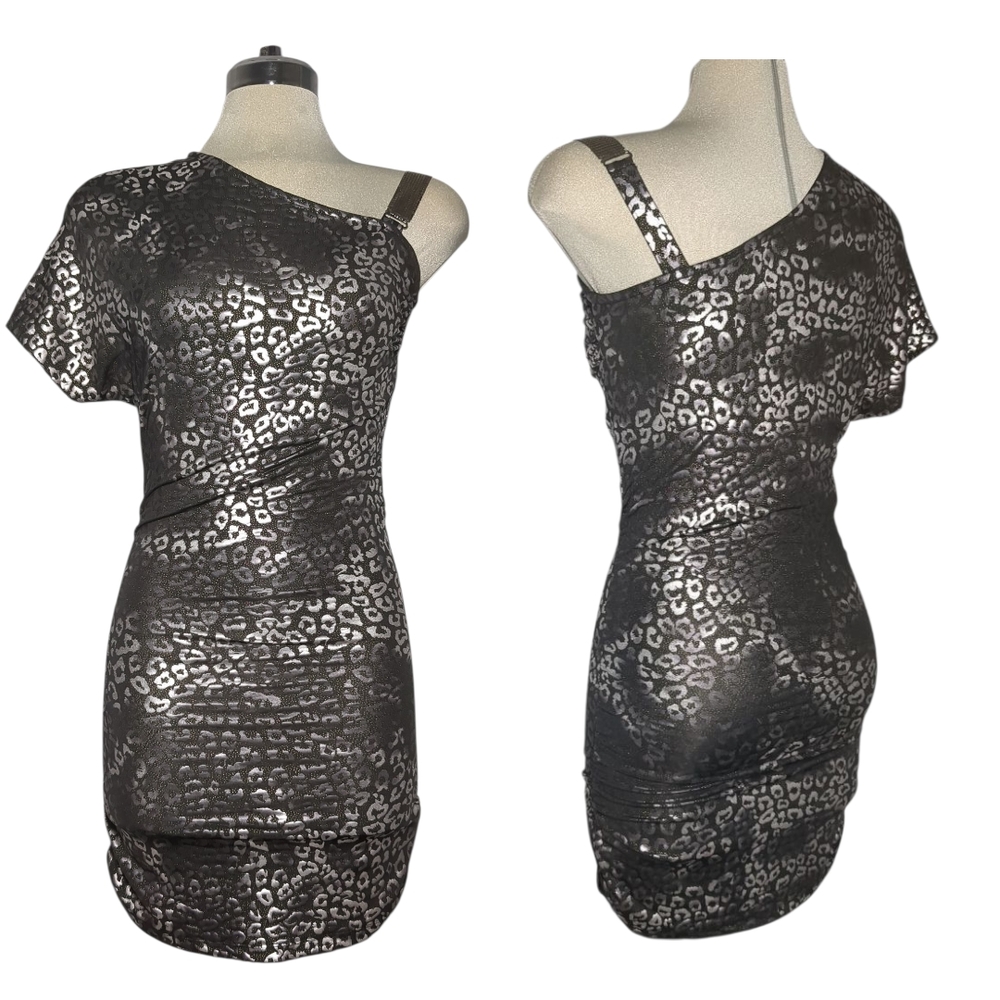 Elegant One-Shoulder Leopard Print Dress